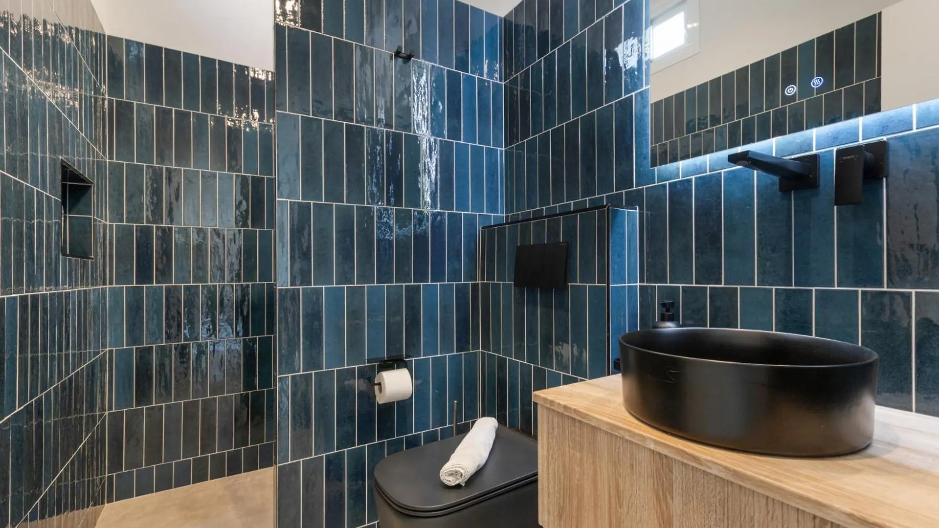 Vila Luxurious And Modern Family Home Màlaga