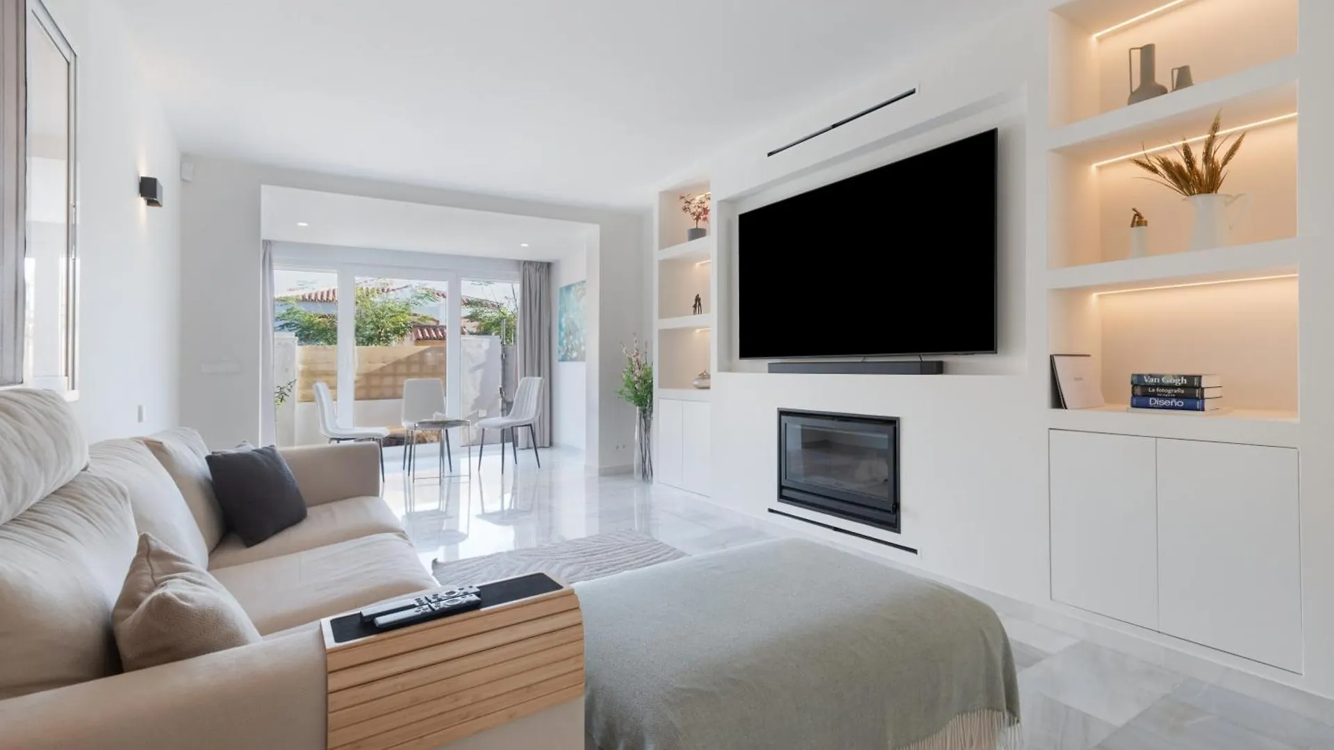 Luxurious And Modern Family Home Málaga