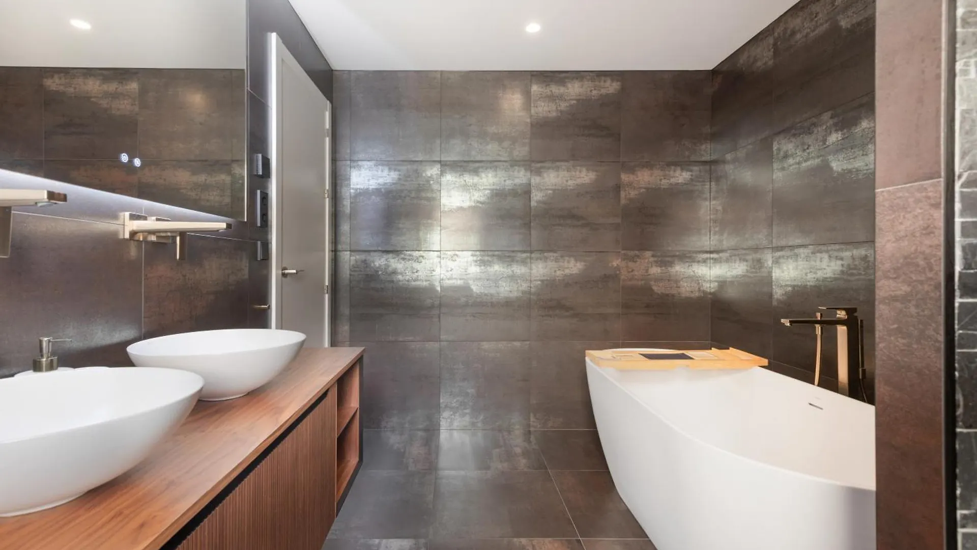 Luxurious And Modern Family Home Málaga