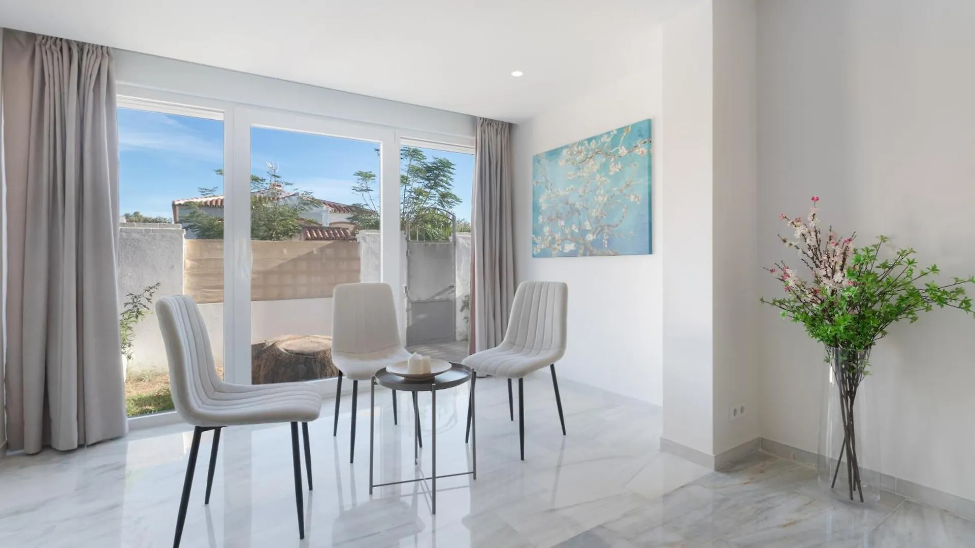 Luxurious And Modern Family Home Málaga Villa