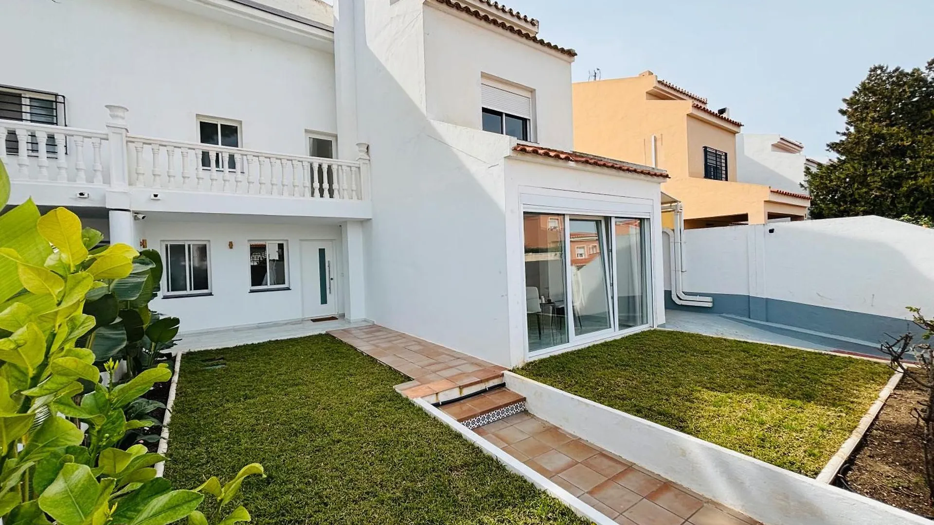 Luxurious And Modern Family Home Málaga 0*,  Spanje